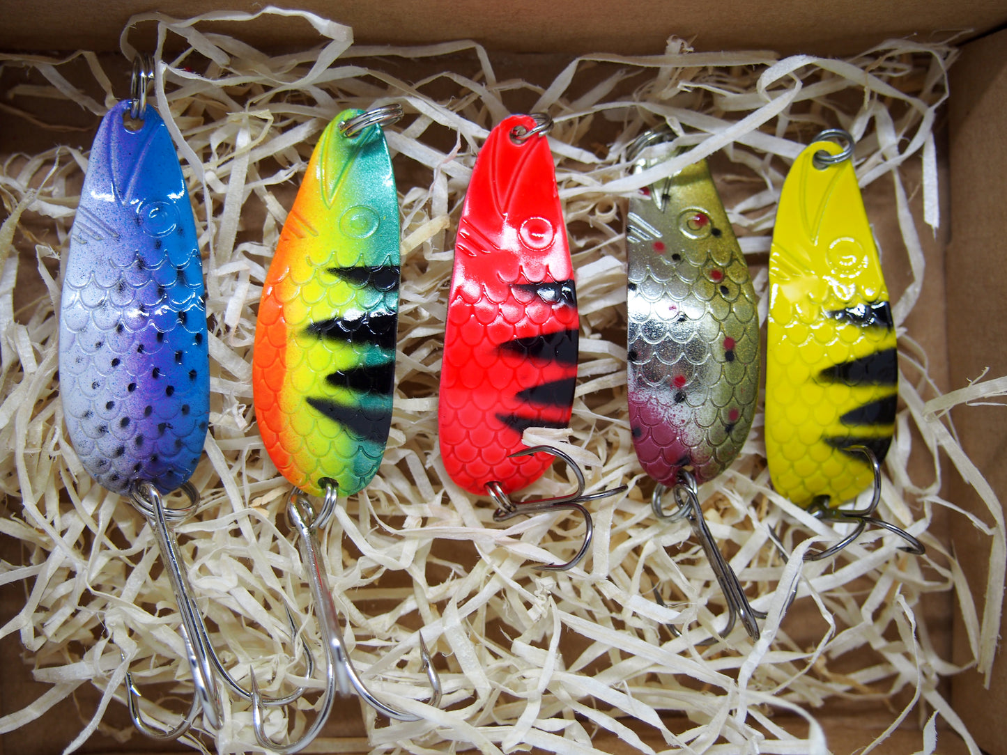 fishing spoon set, metal fishing spoons, salmon lures, pike tackle, trout lures